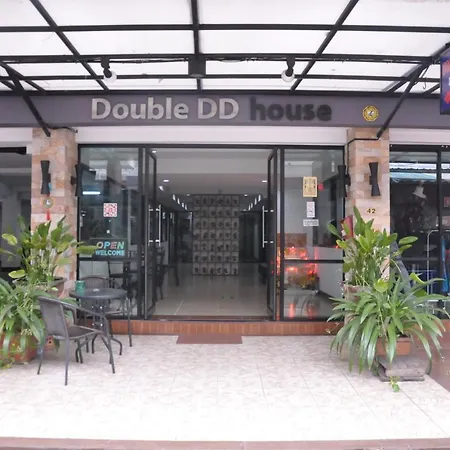 Double Dd House At Mrt Sutthisarn