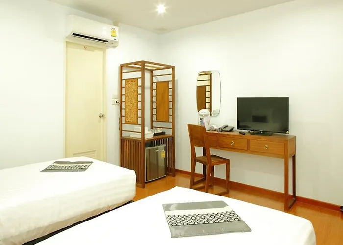 Double Dd House At Mrt Sutthisarn 曼谷