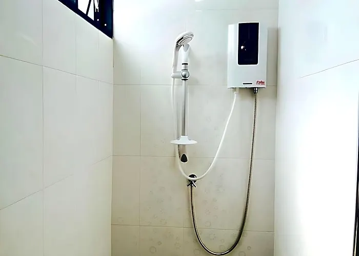 Hostel Double Dd House At Mrt Sutthisarn Bangkok