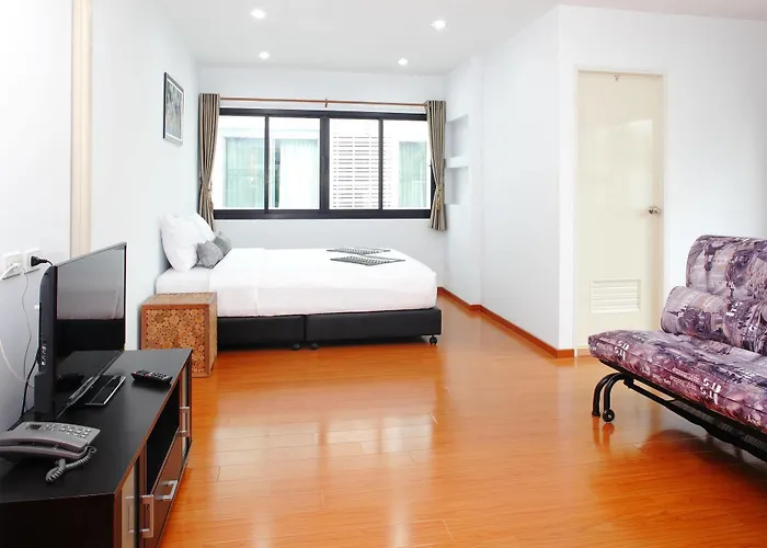 旅馆 Double Dd House At Mrt Sutthisarn 曼谷